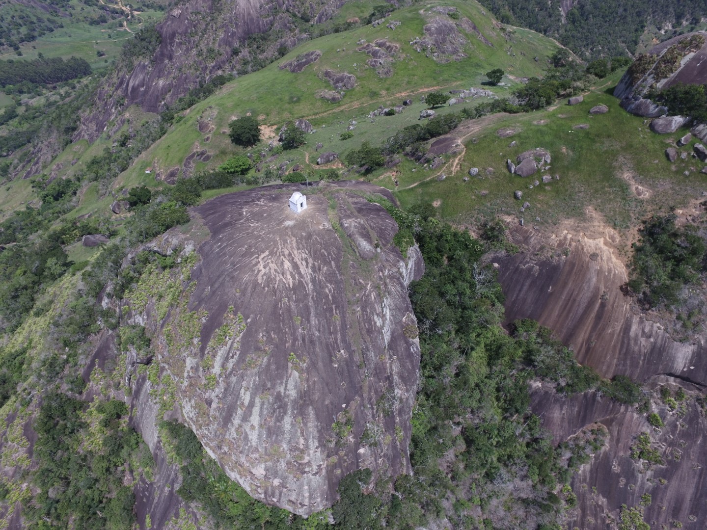 Capela de Montserrat - Morro do Pelado