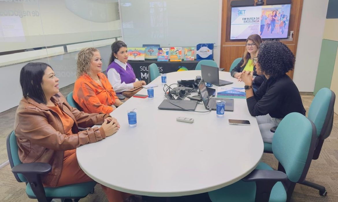 Prefeitura de Aracruz busca parceria para momentos formativos dos profissionais da educação