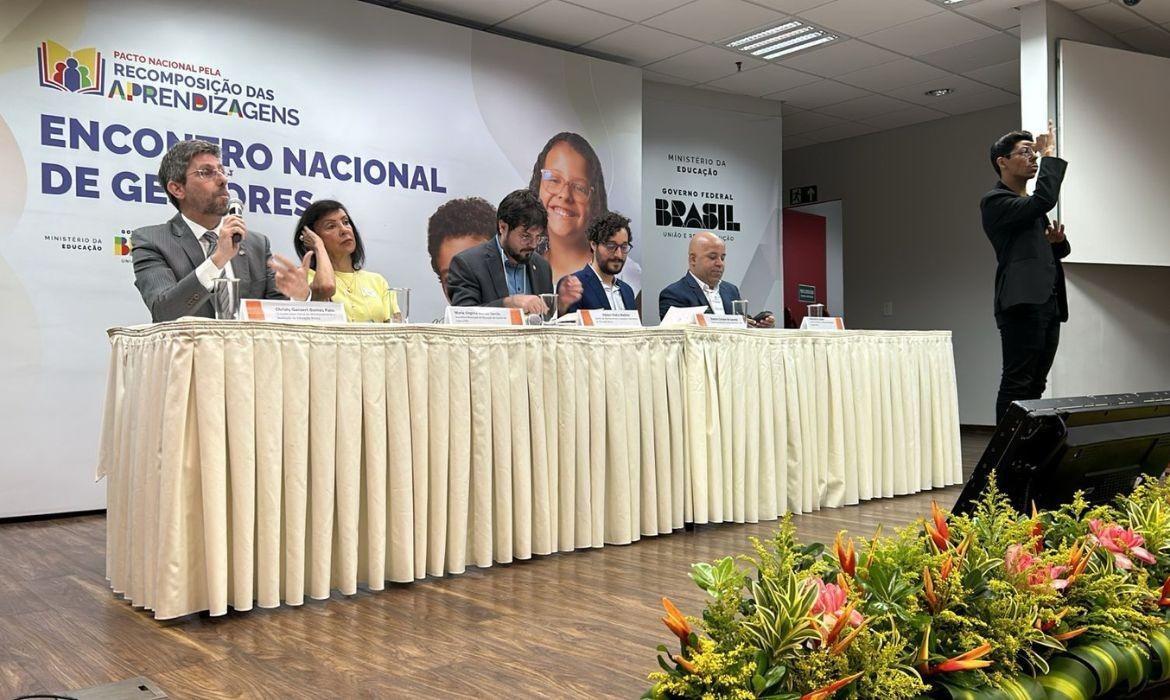 Município de Aracruz representa a Undime no Encontro Nacional de Gestores – Pacto Nacional pela Recomposição das Aprendizagens