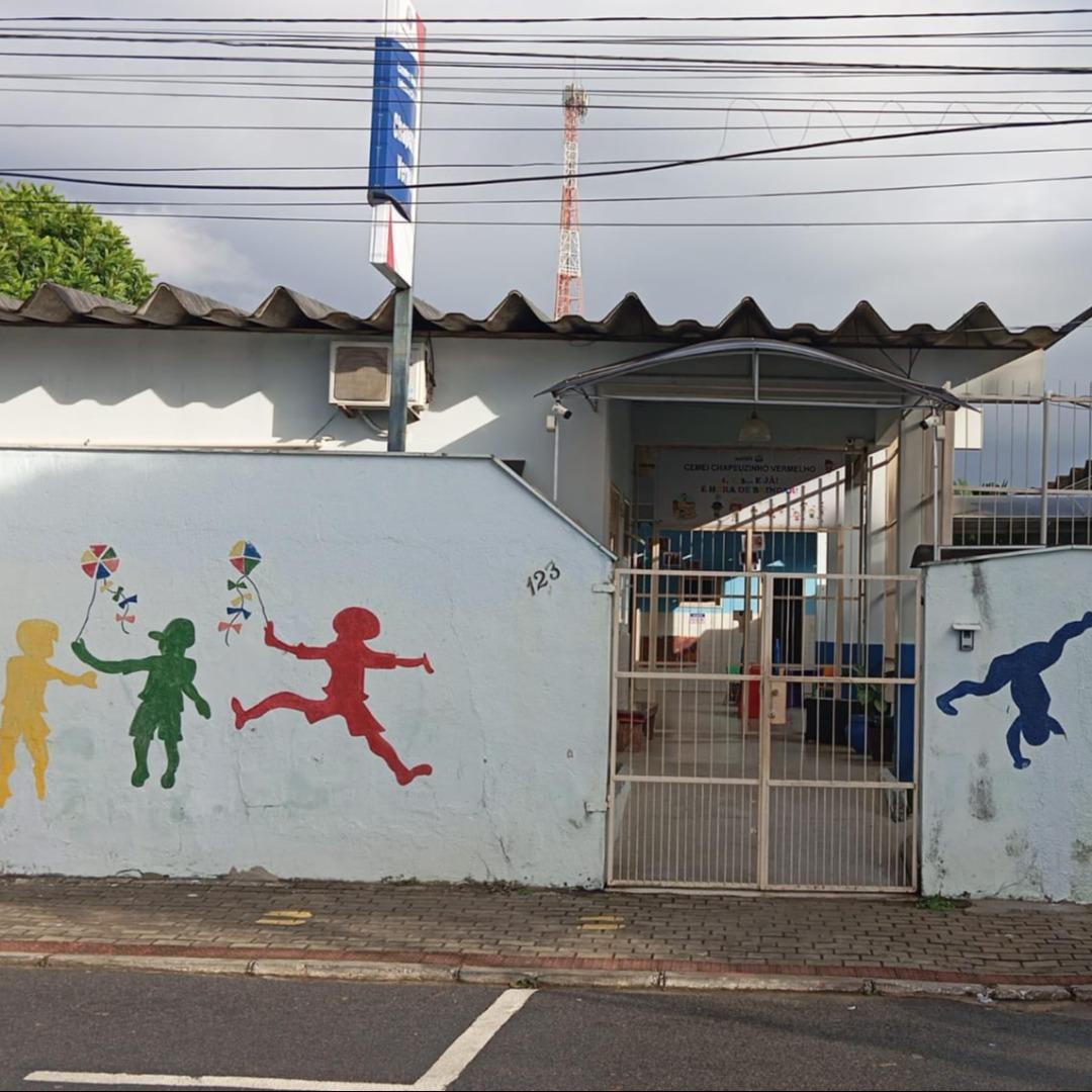 Capa do Curso de CMEI Chapeuzinho Vermelho