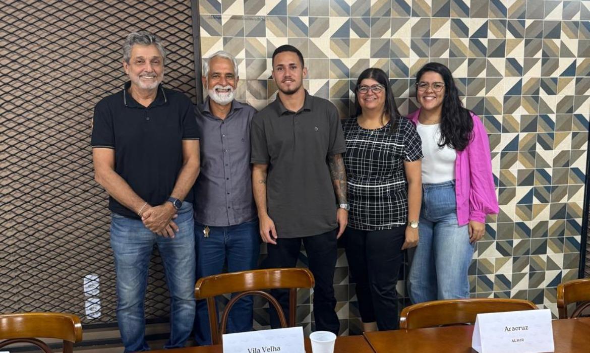 Aracruz participa da criação do primeiro colegiado para fortalecimento do setor da Pesca no Estado