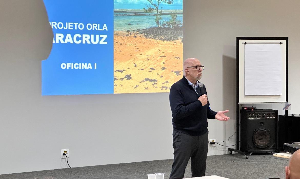 Iª Oficina de Diagnóstico do Projeto Orla Aracruz acontece no Sesc de Praia Formosa - Com a iniciativa integrada a Política Nacional de Gerenciamento Costeiro que fomenta o  fortalecimento  de uma gestão sustentável e participativa da zona costeira do município a Secretaria Municipal de Planejamento (Sempla), da Prefeitura de Aracruz está realizando a 1ª Oficina de Diagnóstico do Projeto Orla Aracruz que acontece de 9 a 12 de julho, no Sesc de Praia Formosa, em Santa Cruz.