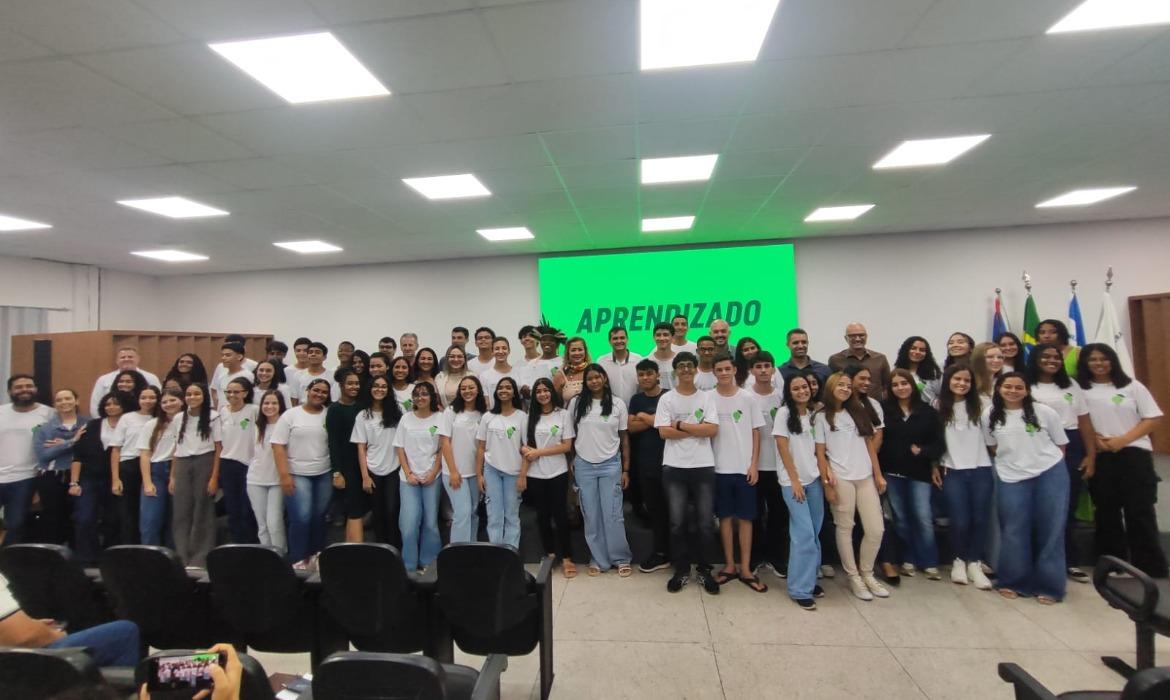 Cerimônia marca a conclusão e certificação dos estudantes do curso preparatório Rumo ao Sucesso
