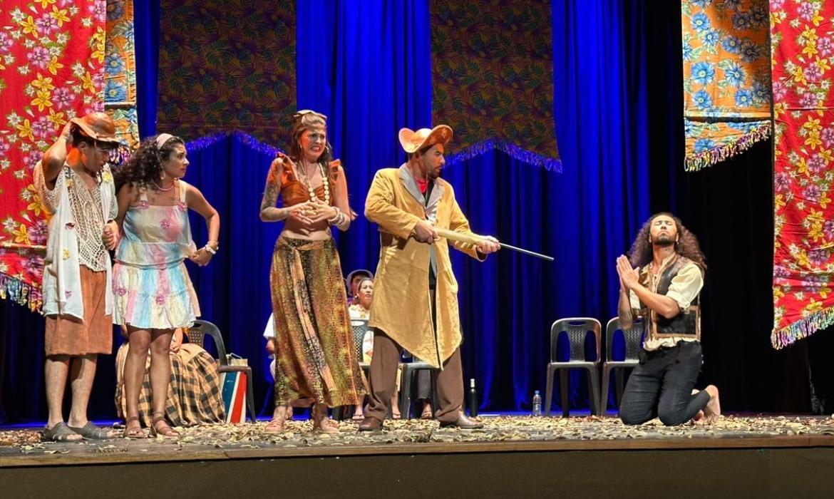 Oficinas de Teatro de Aracruz se apresentam no 21º Fenatevi em Vitória