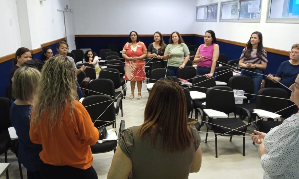 Encontro formativo sensibiliza pedagogos a identificarem potencialidades e desafios em docentes da Educação Infantil