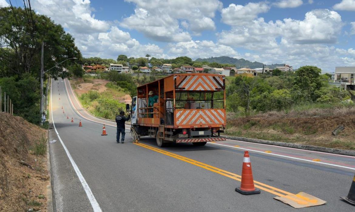Atenção Motoristas: mão dupla na Rua Leopoldo Rangel