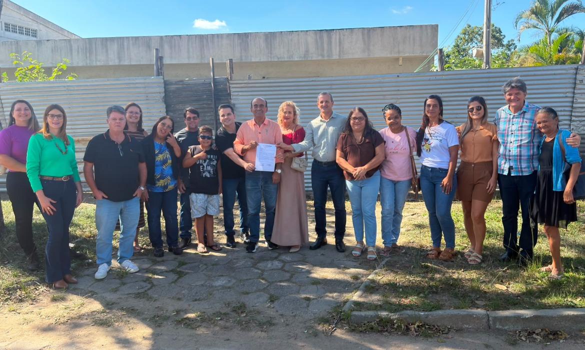 Educação: Obra da Emef Coqueiral é retomada com assinatura da Ordem de Serviço