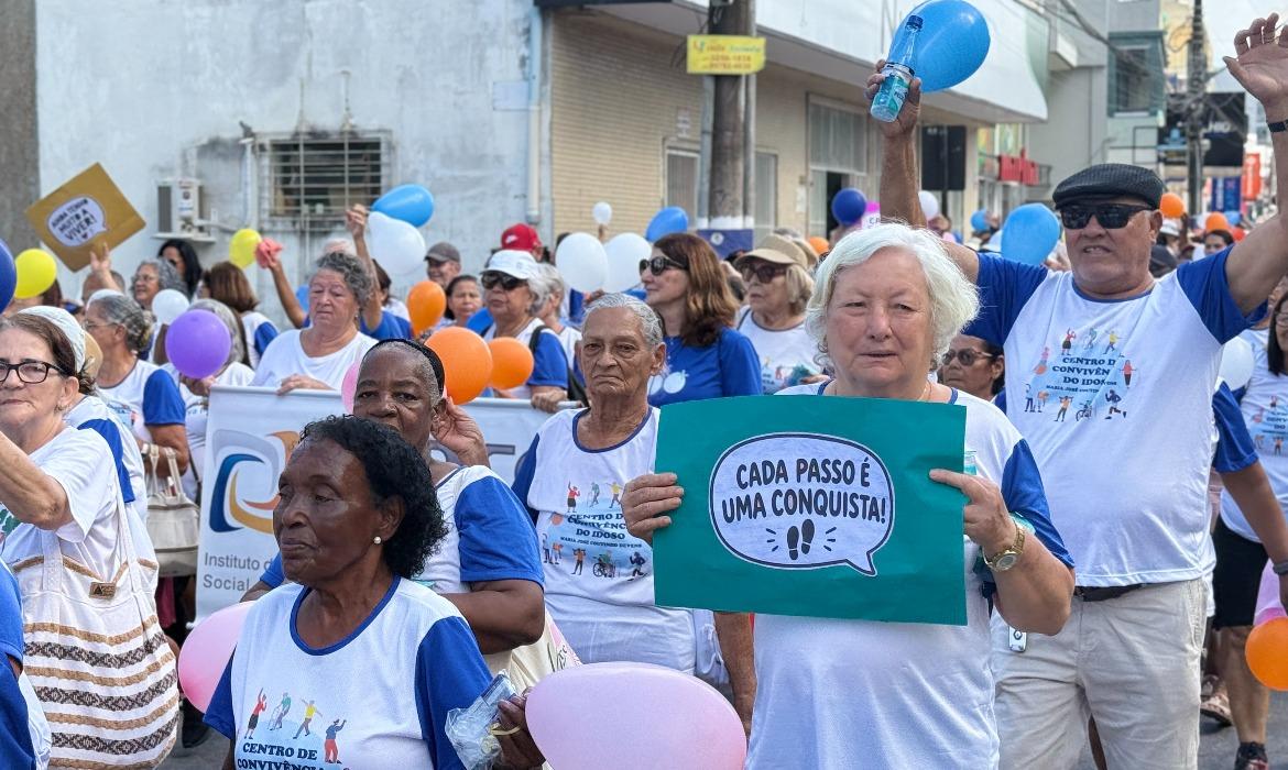 Caminhada dos Idosos promove saúde e inclusão da pessoa idosa em Aracruz