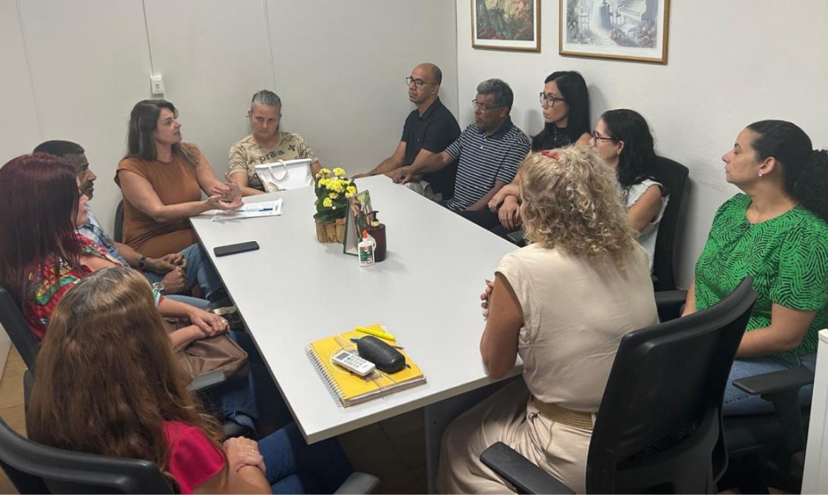 Membros do Conselho de Alimentação Escolar (CAE) são empossados para o período 2026/2027