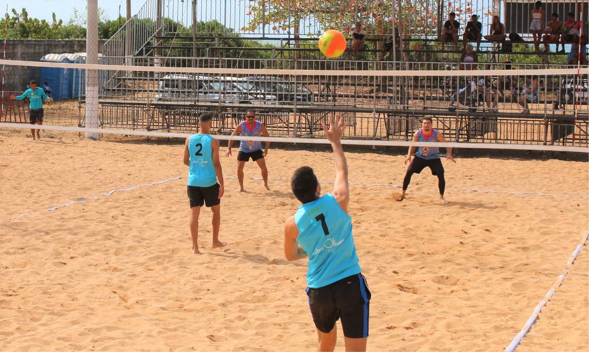 Inscrições abertas para os Campeonatos de Vôlei de Praia e Futevôlei Verão 2023