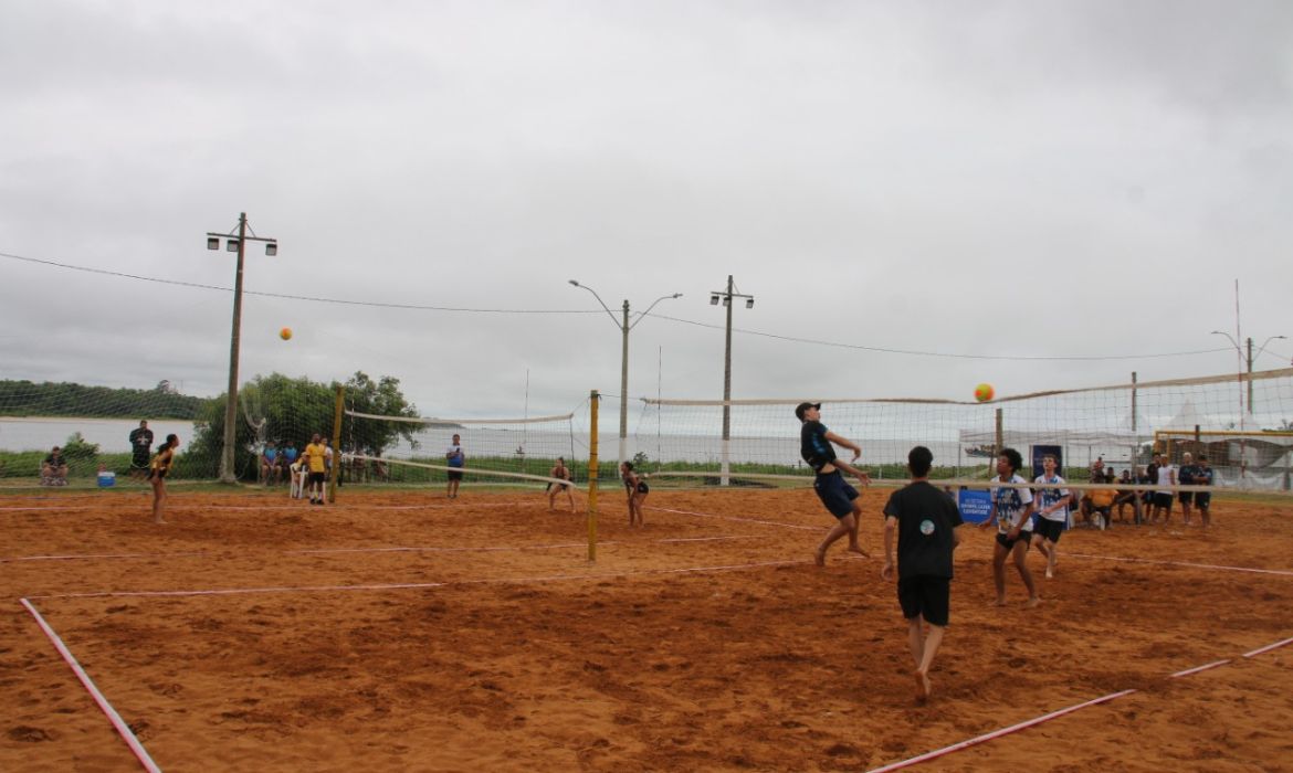 Prefeitura de Aracruz dá início à programação esportiva do verão. Arena de Barra do Sahy receberá jogos a partir do próximo sábado (14)