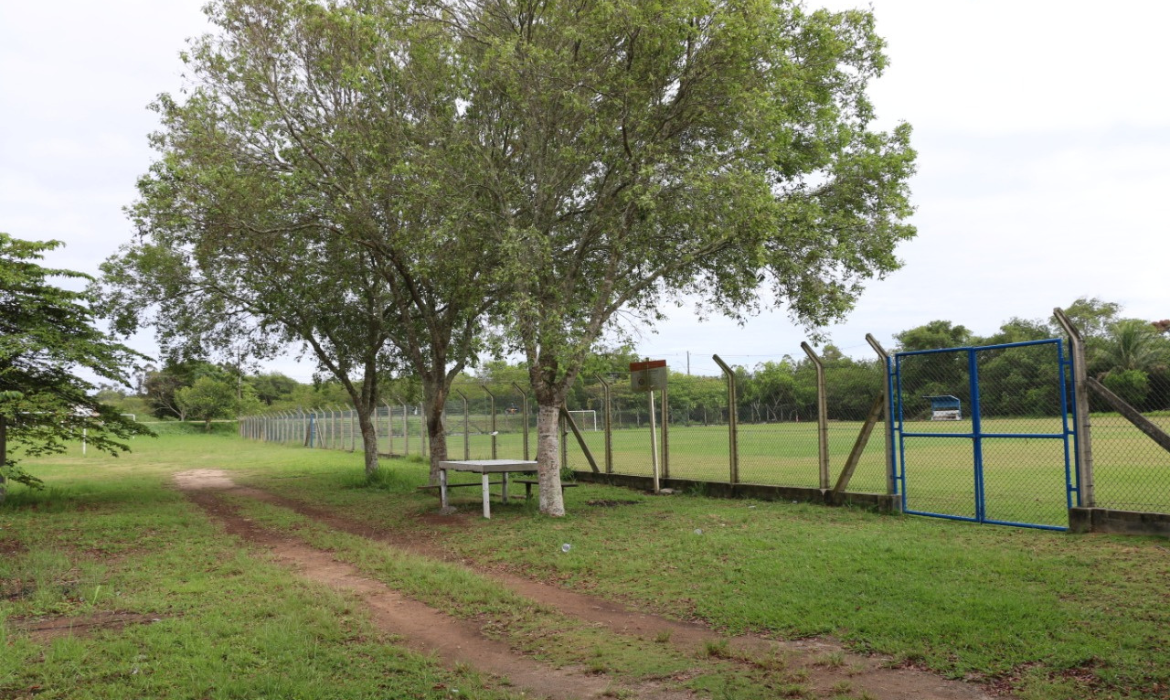 Ordem de serviço para construção de arquibancada em campo de futebol, na Barra do Sahy, acontece neste sábado (29)