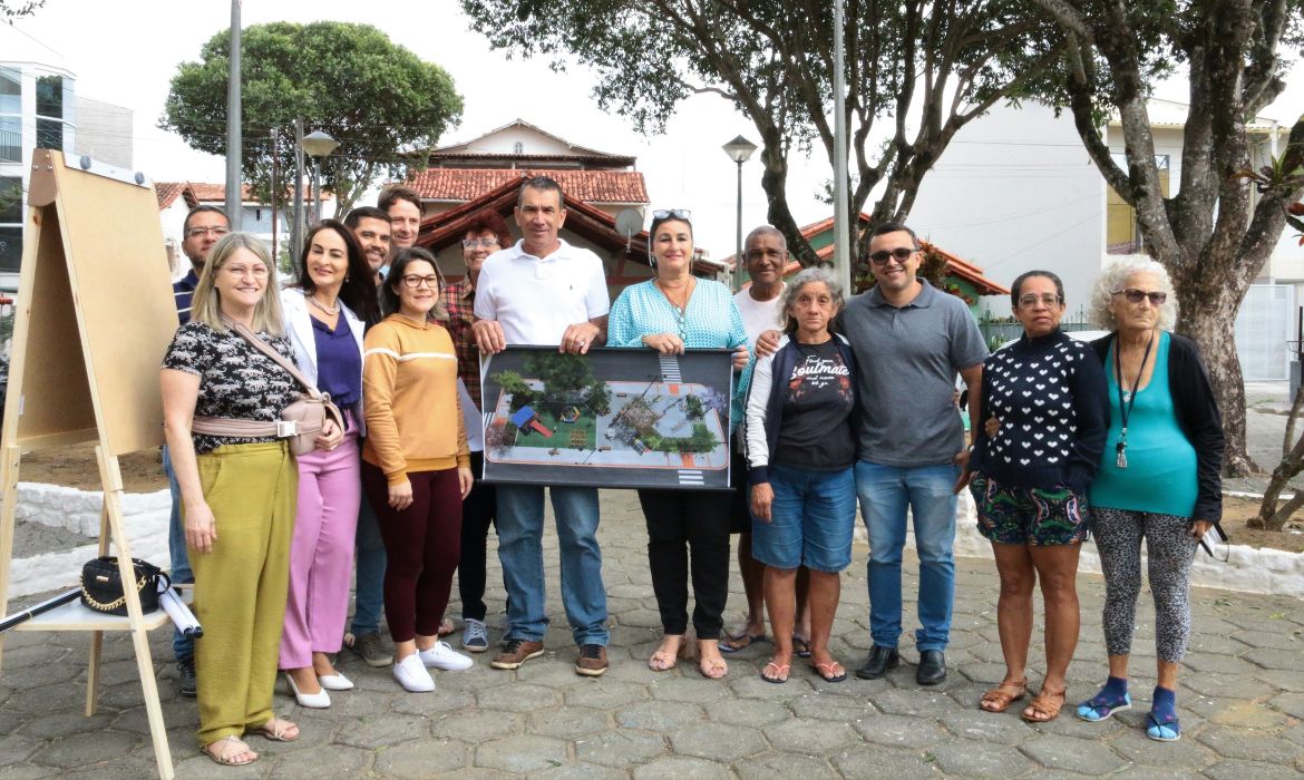 Projeto final da reforma da praça do Vila Rica é apresentado aos moradores