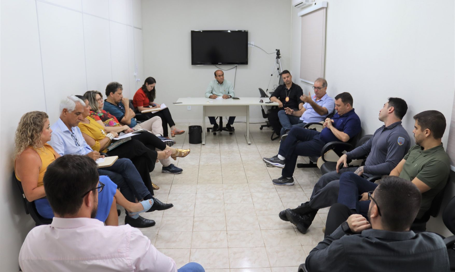 Membros do GGIM debatem sobre o controle de sons e ruídos, proteção do bem-estar e do sossego