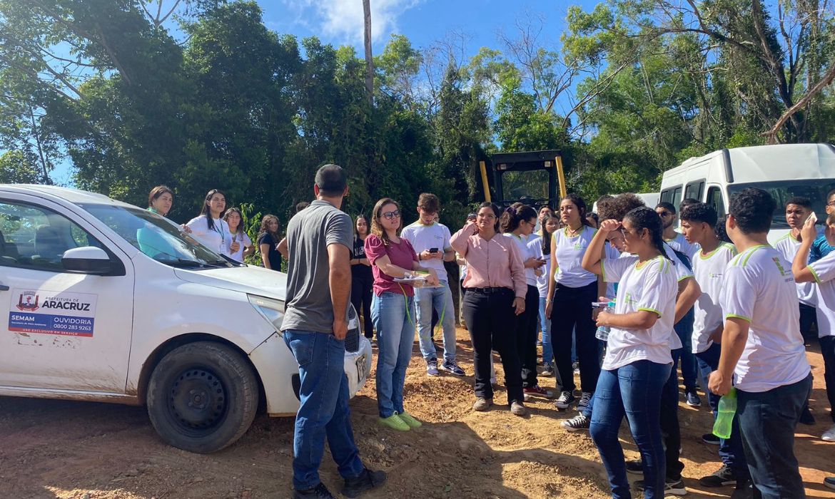 Caravana do dia mundial da água: visitas técnicas estão proporcionando vivências contextualizadas sobre o saneamento básico de Aracruz