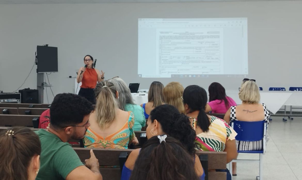 2º Encontro do Programa Saúde na Escola (PSE) discute temas relacionados às arboviroses urbanas e casos suspeitos de violência