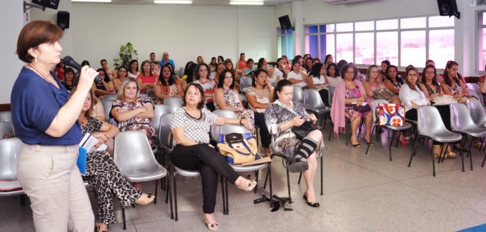 Secretaria de Educação realiza culminância da Formação de Diretores e entrega de premiação