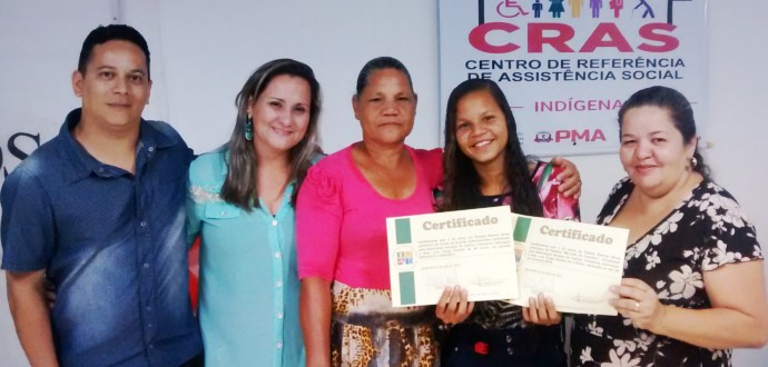 Jovens recebem certificado de curso realizado na aldeia de Caeiras Velha 