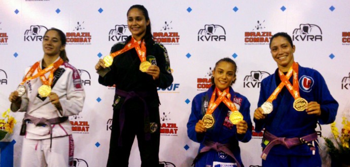 Esporte: Thais Loureiro do Programa Bolsa Atleta representa Aracruz no campeonato internacional de Jiu Jitsu