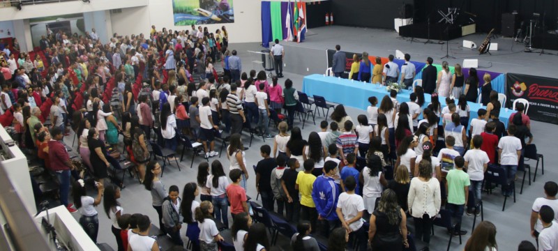 Cerimônia formará 360 alunos no Programa Educacional de Resistência às Drogas e à Violência (PROERD)