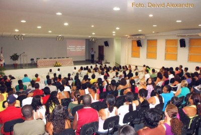 Aula inaugural do Proeja em Aracruz acontece no auditório da escola “Placidino Passos”