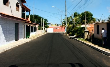 Secretaria de Meio Ambiente de Aracruz atende reclamações de moradores e notifica empresa na Barra do Riacho