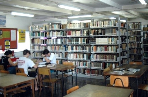 Biblioteca Pública Municipal de Aracruz realiza inventário do Acervo Bibliográfico