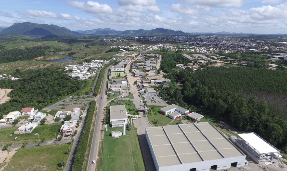 Aracruz teve saldo positivo de 2142 novas vagas de emprego em 2021