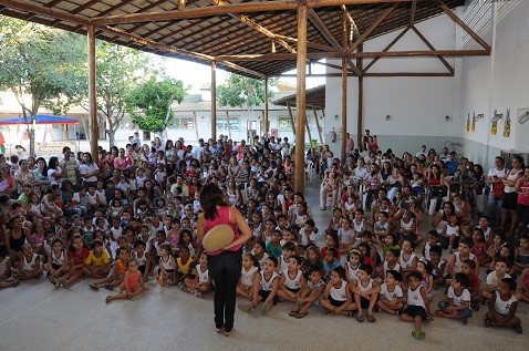 Alunos da Escola Epifânio Pontin têm incentivo especial à leitura