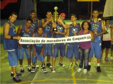 Equipe da AMOC é campeã da 3ª Copa Riacho de Basquete