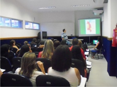 Prefeitura promove capacitação dos profissionais da Educação para o Calendário Ecológico 2012