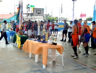 Quadra lotada durante a  1ª Copa de Futsal de Vila do Riacho