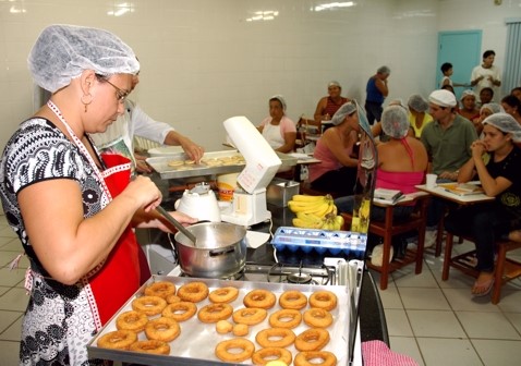 Prefeitura e Senac oferecem cursos de Padeiro e Auxiliar de Cozinha