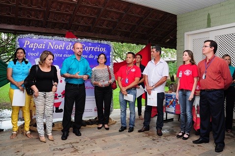 Secretaria Municipal de Educação lança a campanha Papai Noel dos Correios