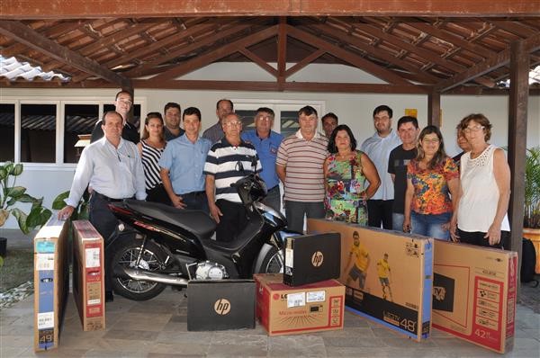 Prefeitura divulga vencedores do Concurso “Aracruz Premia 2015”