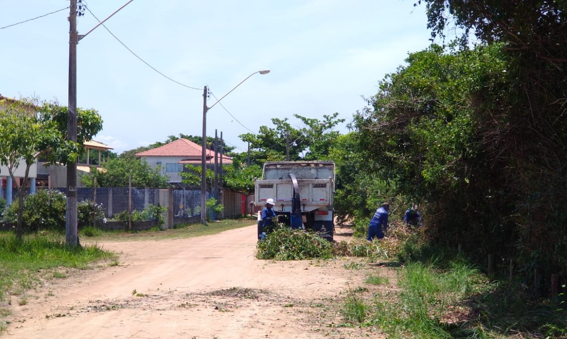 Prefeitura inicia manejo de restinga no litoral de Aracruz