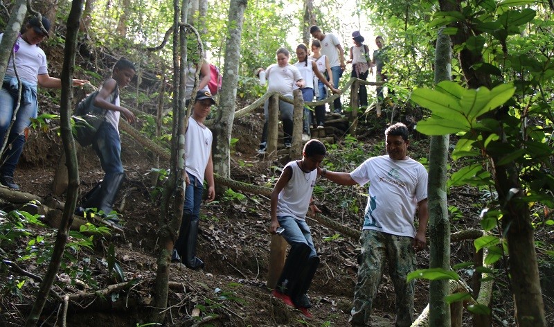 Programa Eficiência Solidária trocará mais de 20 mil lâmpadas comuns por lâmpadas de LED em Aracruz