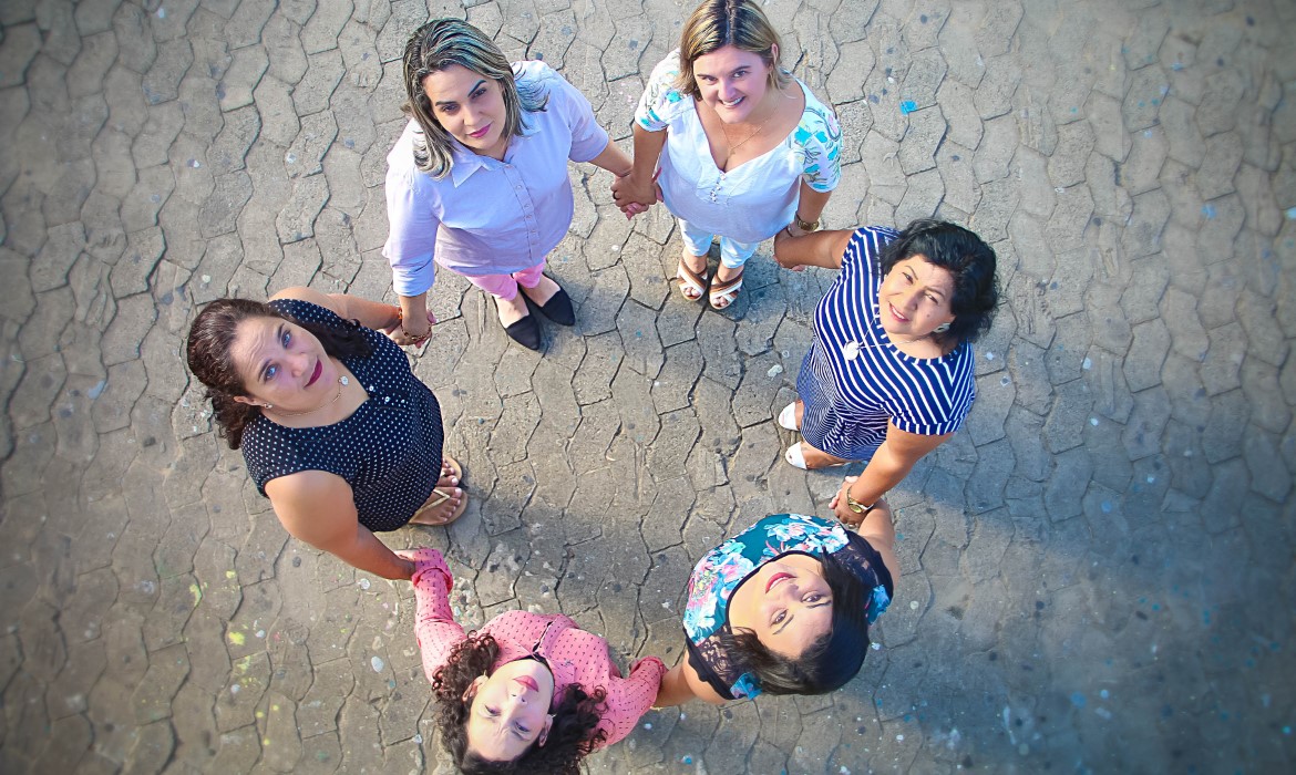 Elas estão desconstruindo o patriarcado: conheça o projeto Homem que é Homem