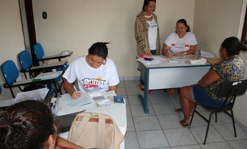 Equipe do CadÚnico/Bolsa Família atende mais de 360 famílias em Barra do Riacho