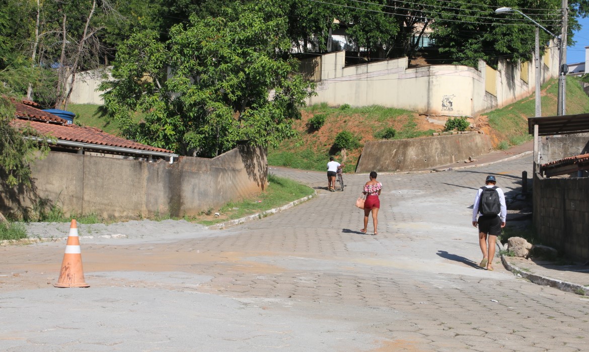 Ruas do bairro Novo Jequitibá já receberam manutenção 