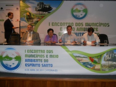 Prefeitura de Aracruz participa do I Encontro dos Municípios e Meio Ambiente do Espírito Santo