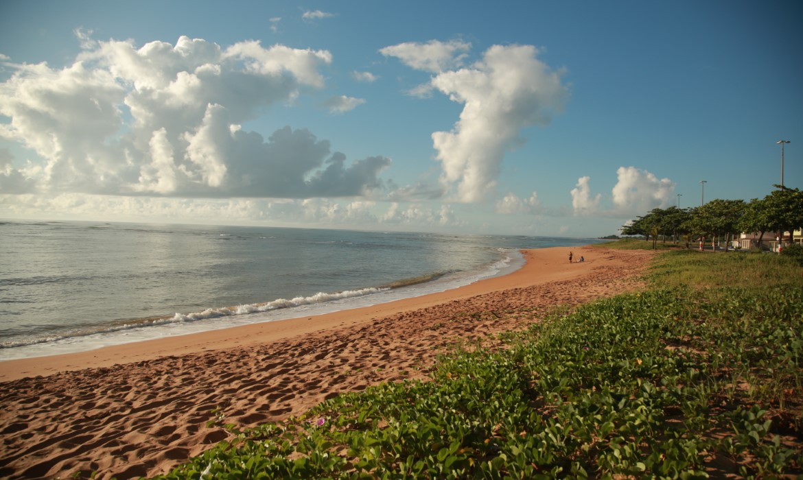 Prefeitura de Aracruz conscientiza população a não circular ou permanecer nas praias