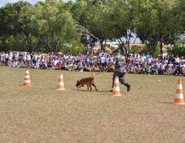 5º Batalhão da Polícia Militar de Aracruz promove “Recreio Educativo” para alunos da rede municipal