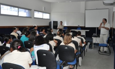 Reunião com agentes de saúde ambiental destaca a situação e dificuldades de combater à dengue