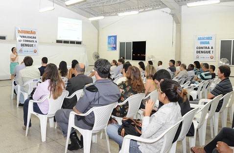 SAÚDE - Secretaria de Saúde consegue carro fumacê para auxiliar ações de combate à dengue