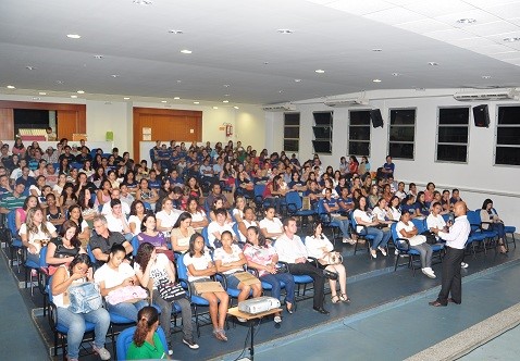 Auditório lotado na comemoração da Semana do Meio Ambiente 