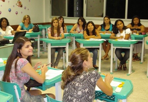 180 profissionais da educação participaram de oficinas no Seminário “Ciclo de Formação” 