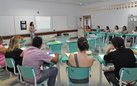 Profissionais da educação de Aracruz participam de oficinas na 4ª edição do Seminário “Ciclo de Formação” 