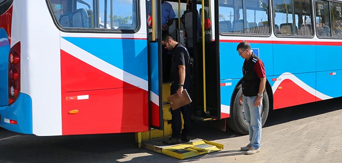 Transporte: SETRANS toma providências para melhorar a qualidade do serviço dos ônibus municipais 