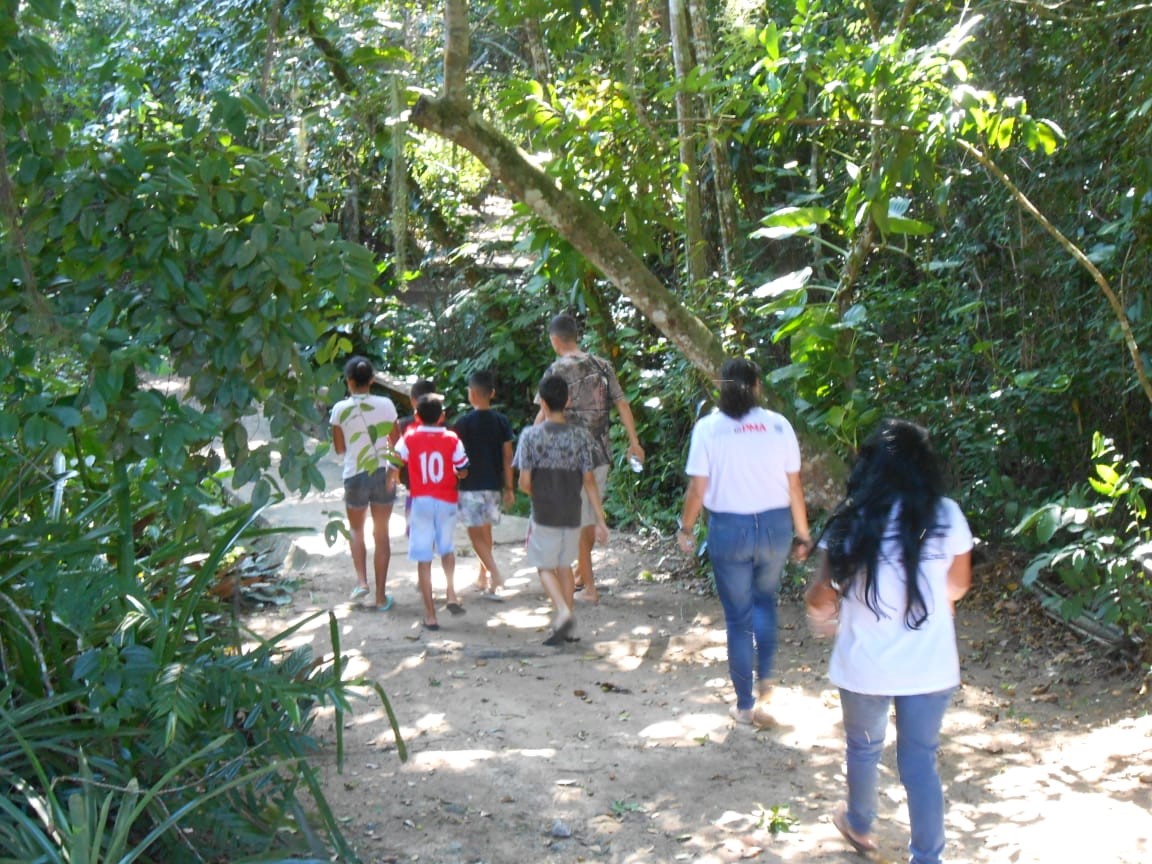 Passeio pela Estação de Biologia Marinha Augusto Ruschi com as crianças do CRAS de Santa Cruz 